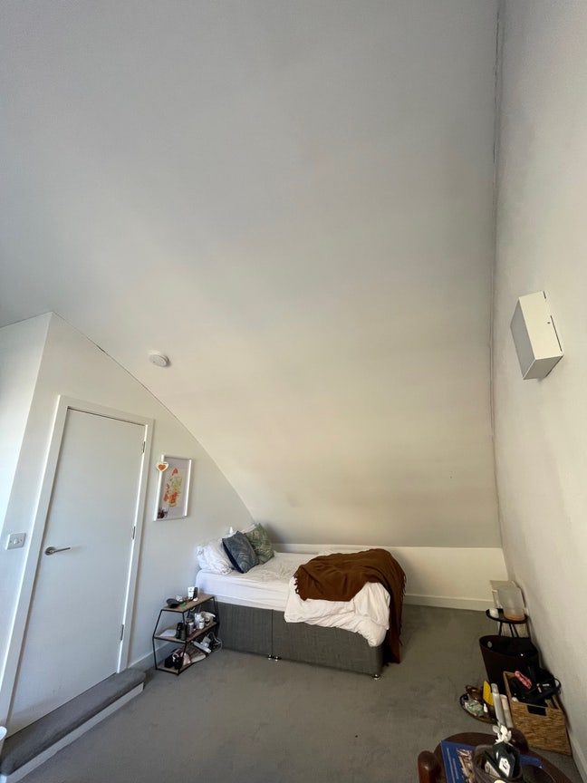 1 Large Double Room - Dalston Junction Main Photo