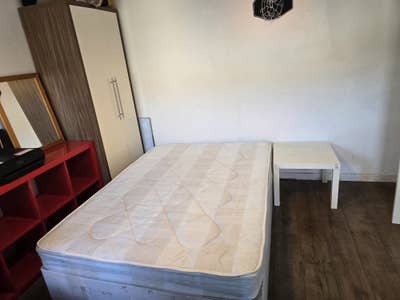 Double Room to Rent – Newbury Park IG2 Main Photo