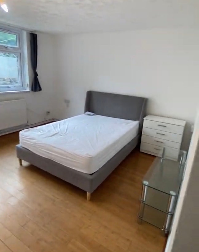 🏡  Double room for couples with private garden 🌿 Main Photo