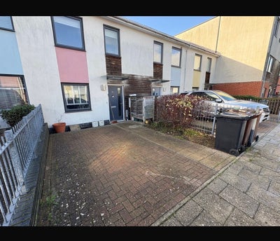 Lovely 2 bed house  Main Photo