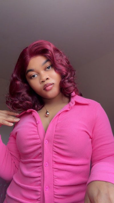 Professional Female seeks a single or double room Main Photo