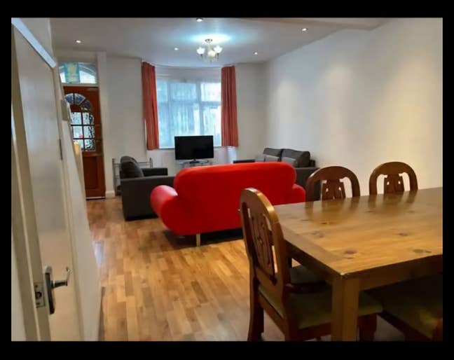 Double room for couple or professional single!! Main Photo