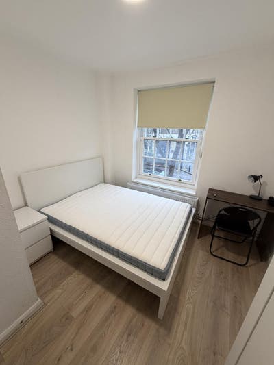 Double room next to Vauxhall station! (13Pella) Main Photo