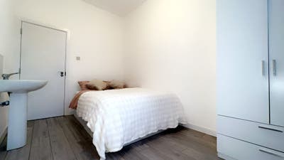 Fabulous Room in Finsbury Park N4(Couples Welcome) Main Photo