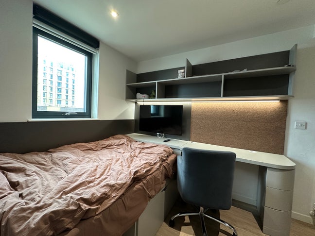 40%OFF! &pound;220/pw Luxury Student Studios | Views Main Photo