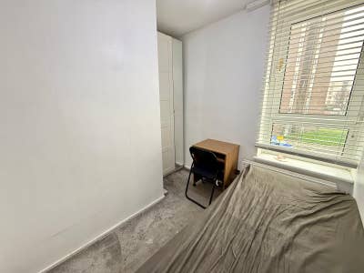 🏡Fantastic Room near Stratford (Plaistow)🏡 Main Photo