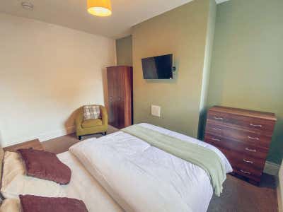 🛏️ Cosy Double Room in a Well-Maintained HMO Main Photo
