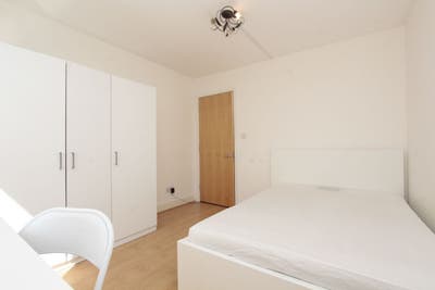Best Price in the Heart of the City - E1 Main Photo