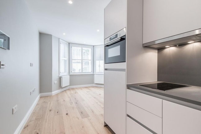 Modern Studio Earls Court  Main Photo