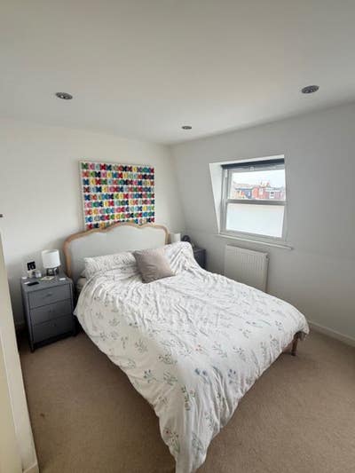 Unfurnished En-suite double bedroom in Wimbledon Main Photo