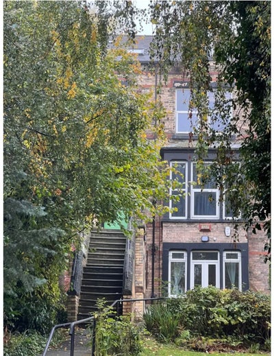 Large House | 2 Rooms Available – Students Main Photo