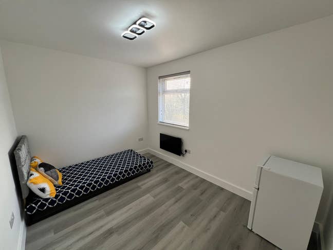 🏠 NW9 Rooms to Let – All Ensuite! Main Photo