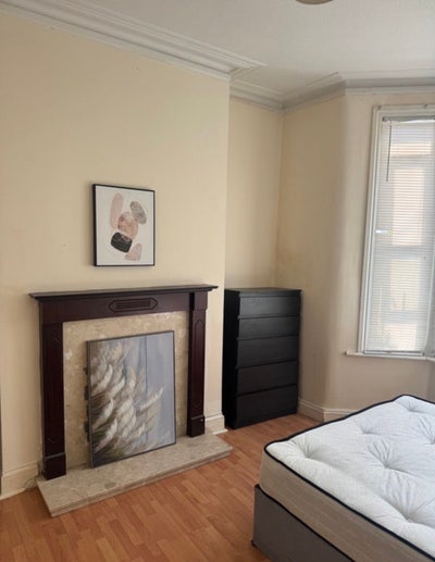 Double room available in Forest Gate  Main Photo