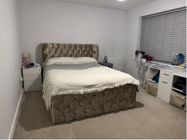 Female only plz Double Bedroom for Rent Main Photo