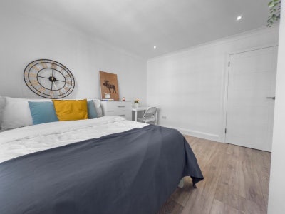Spacious Double Room- Central NW8 Main Photo