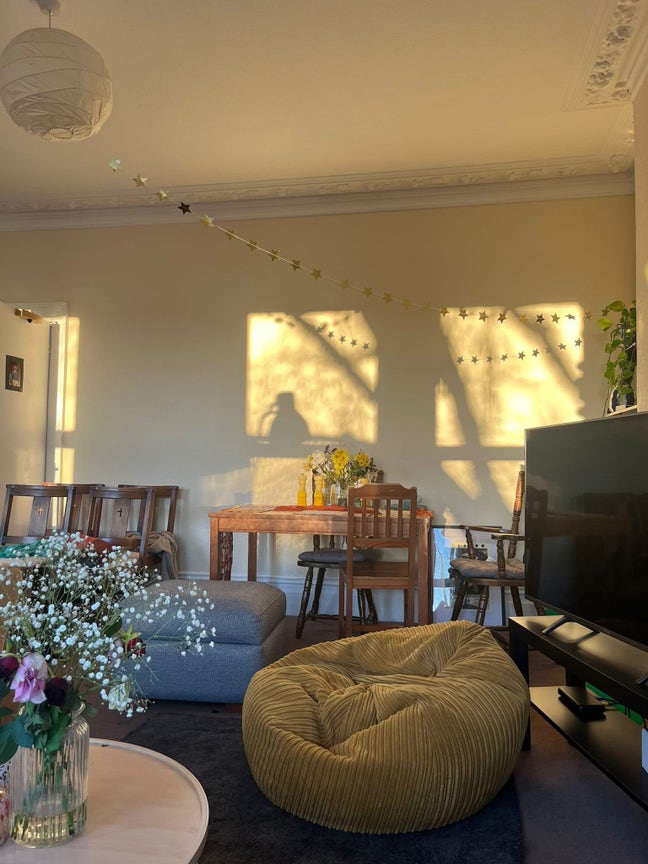 Lovely double room in North London Main Photo