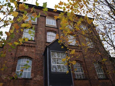 Executive Second Floor 1 Bed Apartment  Main Photo