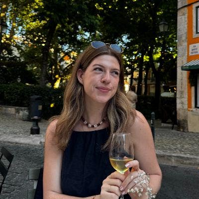 Looking for a room/friendly flatmates! Main Photo