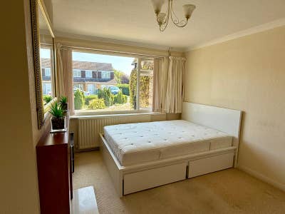Furnished Double Room in House Share - Botley Main Photo