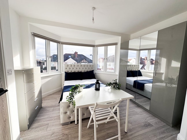 🏡 Brand new Double ensuite in Dollis Hill  Main Photo