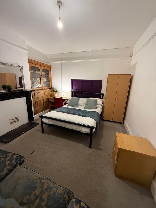 Double Rooms in Derby DE23 Main Photo