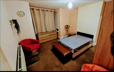 Spacious Double in a Clean Friendly House Main Photo