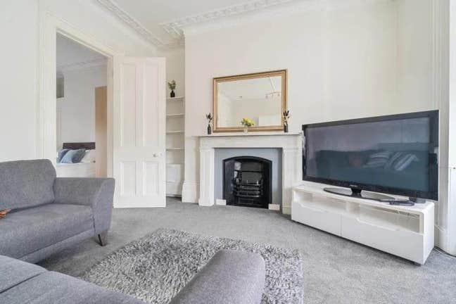 Modern 2 Bedroom Apartment - RG1 Main Photo