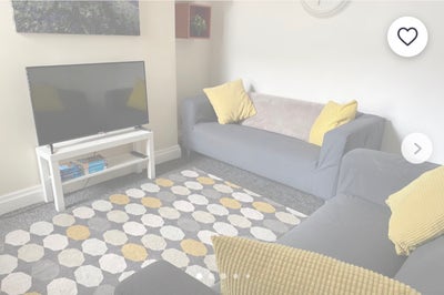 Spacious bedroom in 5 bed house, Kensington  Main Photo