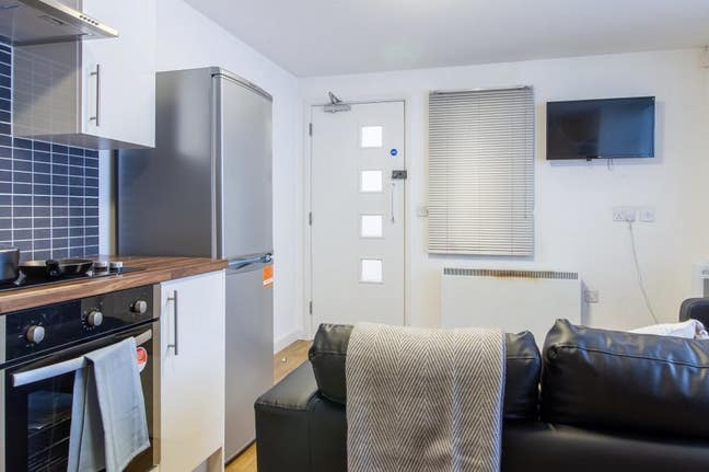 September 2026/27 | Bills Included | Bronze Ensuit Main Photo