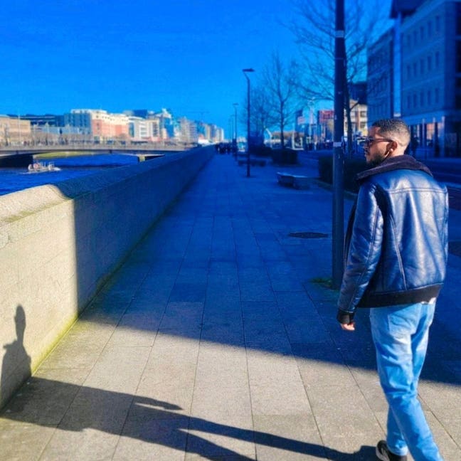 Professional Male seeks a single or double room Main Photo