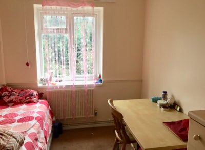 Well Located Masionette Wimbledon & Kingston Uni Main Photo