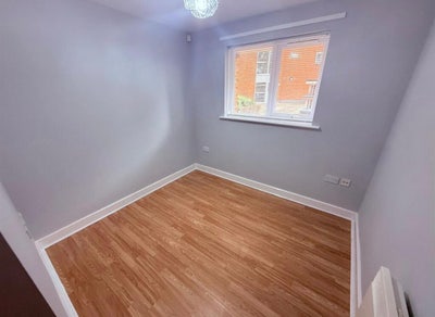 Flat Mate Room  Main Photo