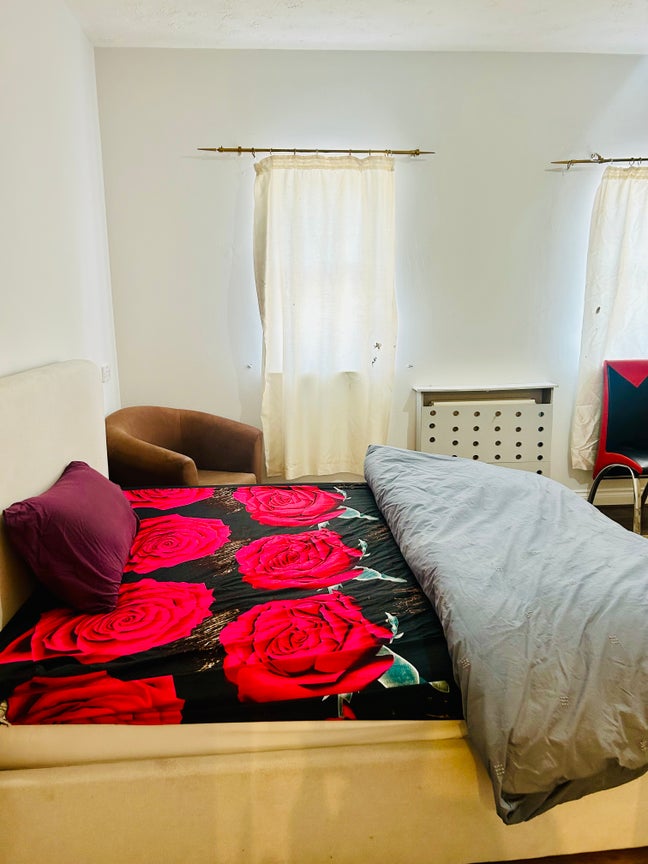 Double Room with En- Suite .  Main Photo