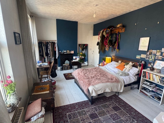 Room in Easton for the summer Main Photo