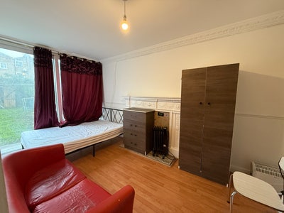 Double RM+private garden@ canary wharf  Main Photo