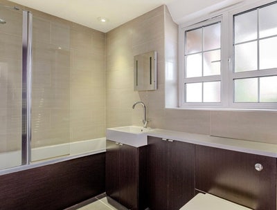 Bedroom inbetween Clapham and Brixton  Main Photo