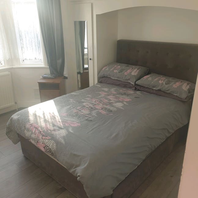 Double Room close to Hendon station! Main Photo