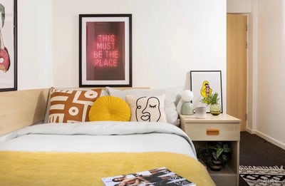 Affordable Ensuite Student Room – Atlantic Point L Main Photo