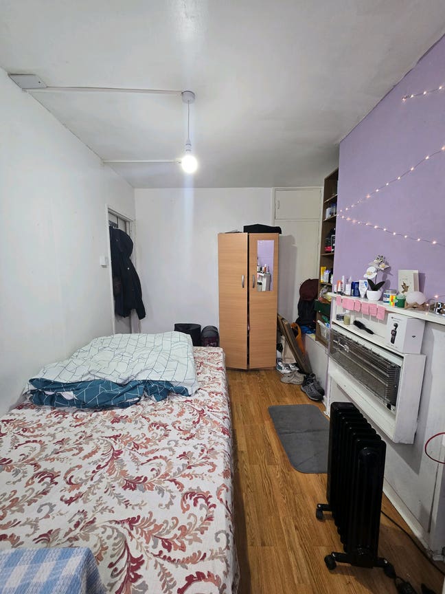 Double Room @Stepney/whitechapel with Balcony Main Photo