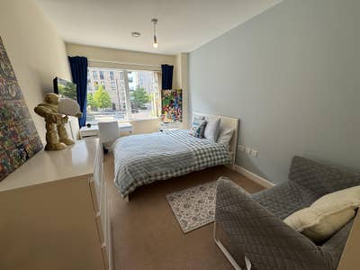 🏡 Luxury ENSUITE Room in North Greenwich  Main Photo