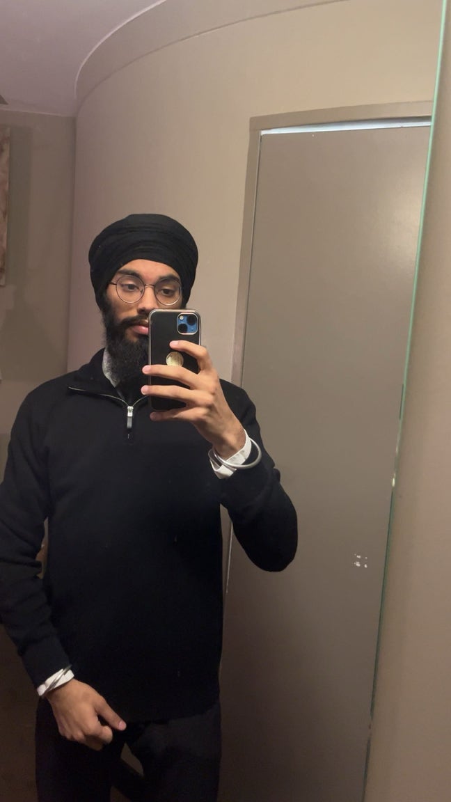 Looking for a social house or buddy ups! Main Photo