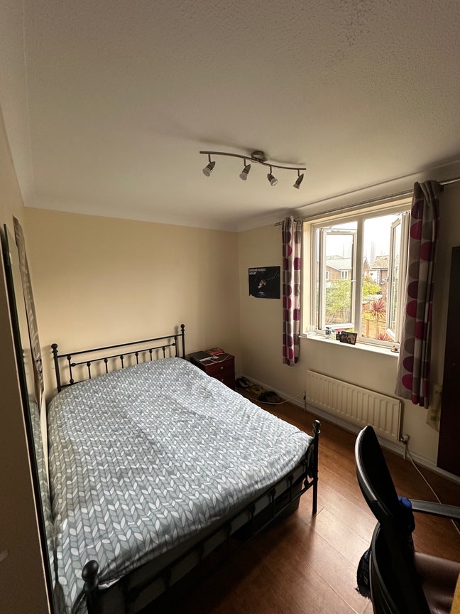 Cozy Room near Mudchute and Greenwich  Main Photo