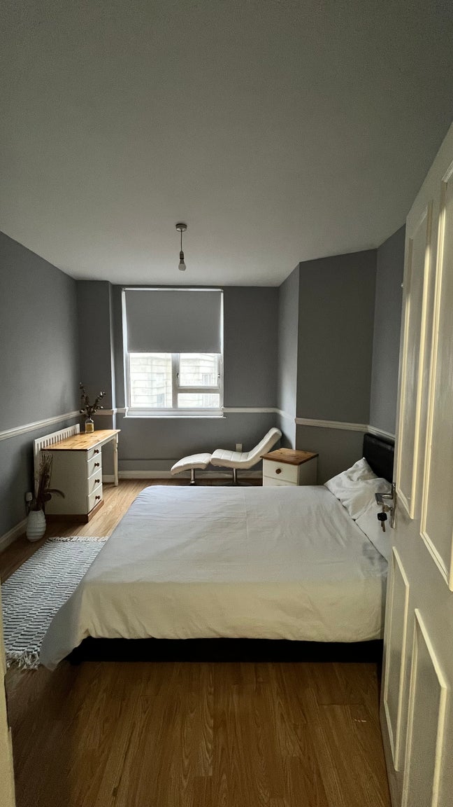 Double Room in Town Center  Main Photo