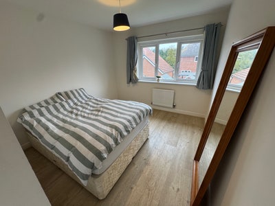 Good size double room with private bathroom Main Photo