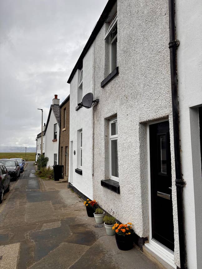 Room to rent in cottage, near to Leahurst Main Photo