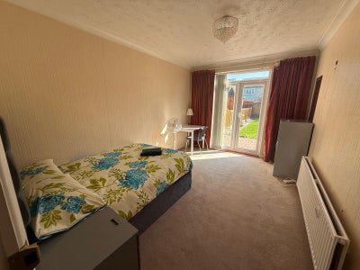 4 bed room house Main Photo