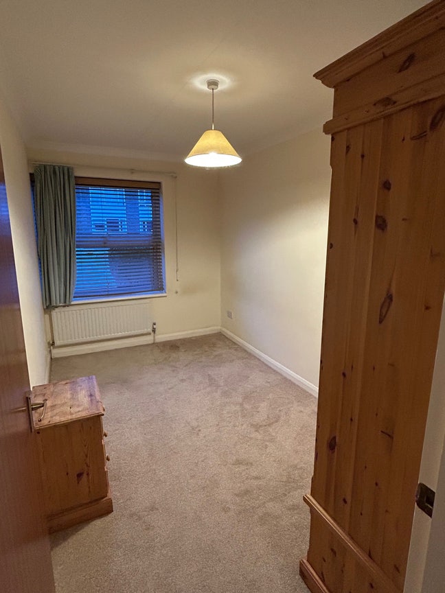 Room available in cosy Ealing flat Main Photo