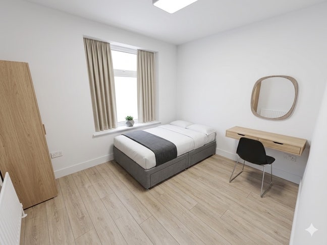 4 Excellent Doubles - 5min to St - Close to Shops! Main Photo