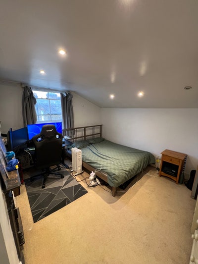 Spacious room in Fulham Main Photo
