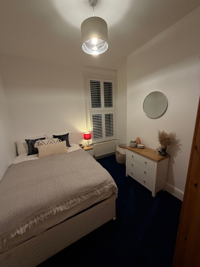 Room available in Chiswick ASAP!!! Main Photo